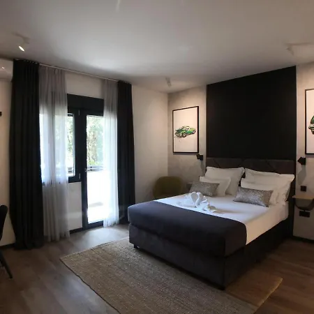 Scuderia 4* ספליט