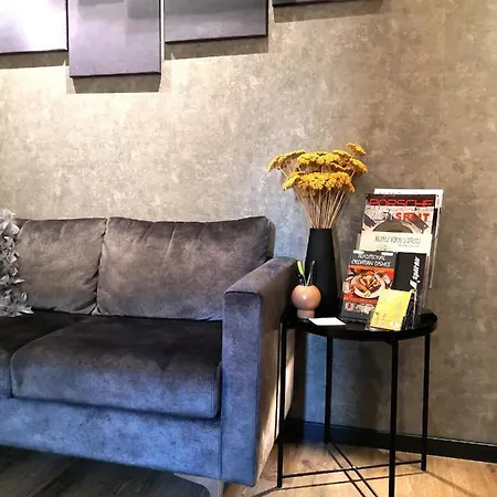 לינה וארוחת בוקר Scuderia ספליט